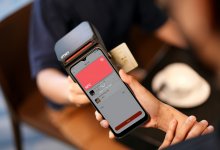 Пенсионерка приняла POS-терминал за телефон и украла его в Карагандинской области (ВИДЕО)