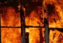 Карагандинец погиб во время пожара в собственном доме