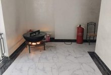 Еду на газплите готовили в подъезде жители новой многоэтажки в Актау
