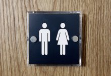 Мальчики и девочки вынуждены пользоваться общим туалетом в школе Алматинской области