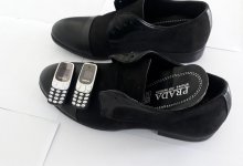 Мини-телефоны в каблуках пытались передать заключенному в Акмолинской области