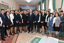 Со студентами и педагогами Семея встретился Токаев