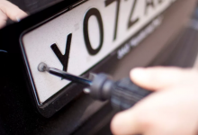 За денежное вознаграждение обещал вернуть госномера с машин вор в Астане