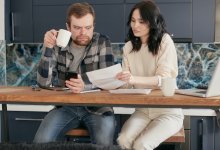 Насколько казахстанцы погрязли в кредитах, рассказали эксперты