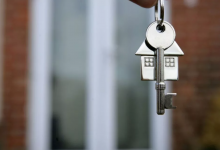 Людям приходится жить без отопления в недостроенном ЖК в Актау