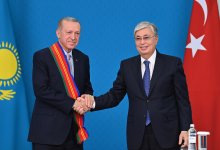 Токаев поздравил Эрдогана