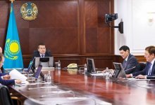 Смаилов обсудил поддержку отечественного машиностроения с участниками рынка