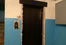 В Петропавловске оборвался трос лифта, в котором находился ремонтник