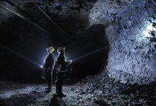 Угольная пыль тлеет в шахте, где погибли горняки Карагандинской области