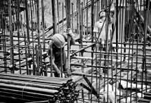 Иностранный рабочий сорвался с четвертого этажа в Талдыкоргане