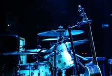 Полсцены украли перед праздником с площади в Уральске