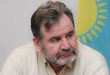 Депутат Мажилиса Дмитрий Легкий принес присягу