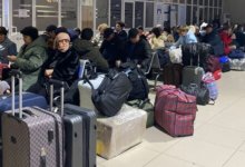 Более 700 человек застряли в аэропорту Шымкента