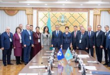 Маулен Ашимбаев встретился с наблюдателями МПА СНГ