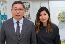 Ерболат Досаев с супругой проголосовали на выборах президента