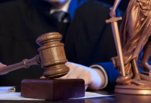 Два года за смертельное ДТП с подростком запросили для экс-полицейского в Уральске