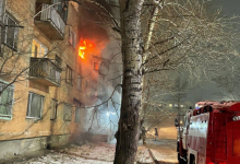 Трех детей спасли из горящей квартиры в Павлодаре