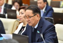 Снизить пороги достаточности для использования пенсионных накоплений предложил мажилисмен