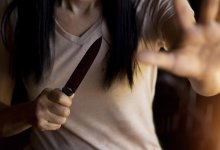 Школьница набросилась с ножом на подростка в Туркестанской области