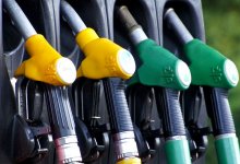 Ряд госучреждений закупали бензин по завышенным ценам в Астане