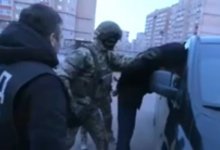 Житель Актобе изготавливал "полицейские удостоверения" на дому (ВИДЕО)