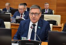 Экономим миллионы на сотрудниках и тратим миллиарды на восстановление – депутат о пожарах в РК