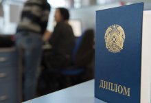 Одного диплома мало: в Минтруда пояснили, зачем при трудоустройстве понадобится сертификат