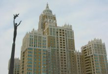 Жителей ЖК в Астане напугал окровавленный подъезд (ВИДЕО)