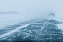 Из-за непогоды ввели ограничение движения на трассе в ВКО