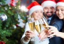 Проводить новогодние утренники и корпоративы в Казахстане не запретят