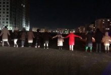 Астанчане перекрыли улицу после ДТП, в котором пострадал ребенок