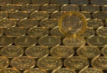 Рубль продолжает дешеветь на торгах в Казахстане