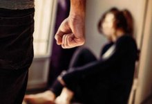 Свекровь отмывала кровь и не подпускала медиков: мужчина жестоко избил свою жену в Астане