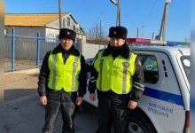 Семерых детей спасли из пожара атырауские полицейские