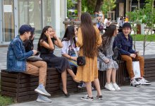 С опорой на государство: какие виды поддержки оказываются молодежи в Казахстане