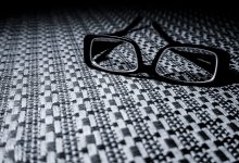 Кредит на миллион оформили аферисты на пенсионера в Карагандинской области