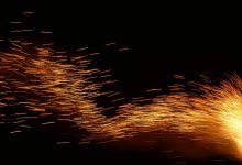 Петарда, залетевшая на балкон, стала причиной пожара в Астане (ВИДЕО)