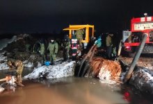 Спасатели помогают ликвидировать последствия аварии в Экибастузе