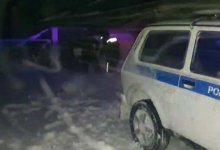 Полицейский приютил замерзавших на трассе в Жамбылской области