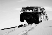 Больного малыша вывезли на вездеходе сквозь метель в больницу в Абайской области