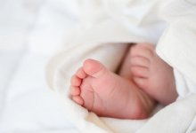 17-летней алматинке, выбросившей младенца в яму туалета, вынесли приговор