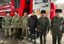 Двух детей вынес из огня военный в Акмолинской области