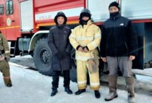 Два брата-подростка спасли из пожара пожилую пару в Караганде