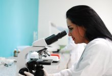 Пятьсот отечественных ученых отберут и бесплатно отправят на стажировку за рубеж