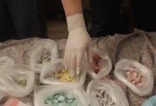 Более 1500 доз мефедрона изъяли у закладчицы наркотиков в Астане