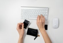 Почему нельзя использовать личную карту для сборов в школе или детском саду