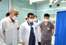 Нападение с топором в школе Петропавловска: пострадавших навестил аким области