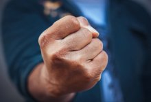 Военнослужащий избил известных адвокатов в Алматы