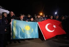 Второй эшелон казахстанских спасателей из Турции встретили в Астане