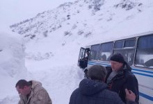 Лавина сошла на автобус с людьми в ВКО